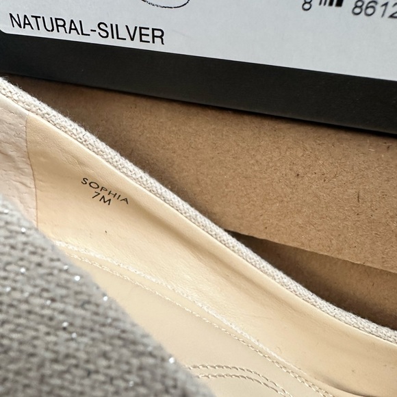 Tahari heels - Picture 3 of 3